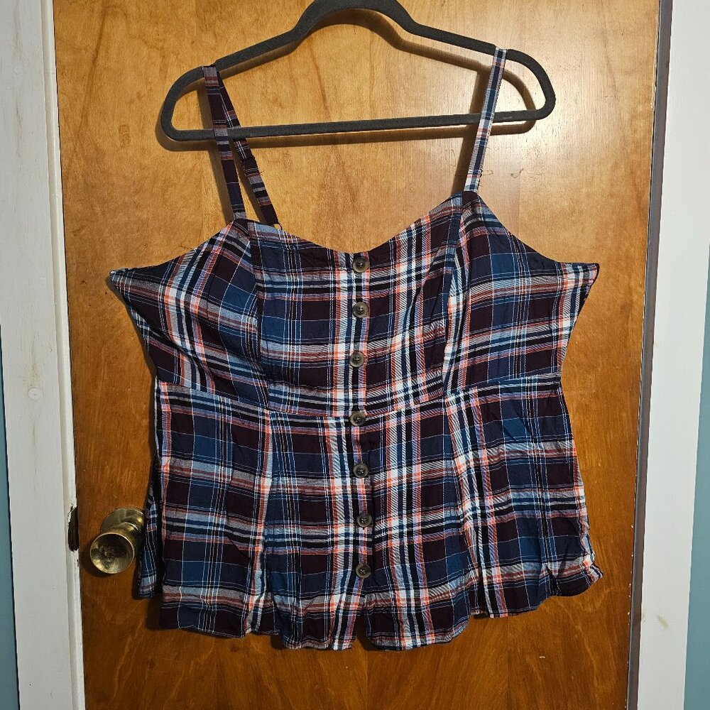 Torrid size 2 button front tank top
